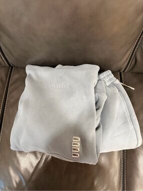Comfort Light Gray Blue Sweatshirt & Jogger Set